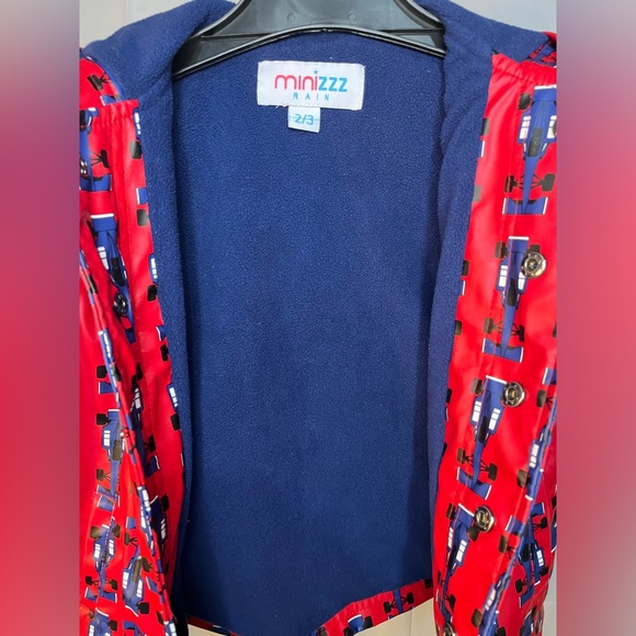 Minizzz Race car rain jacket 2-3 - Picture 7 of 8